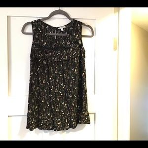 Black floral print sleeveless top